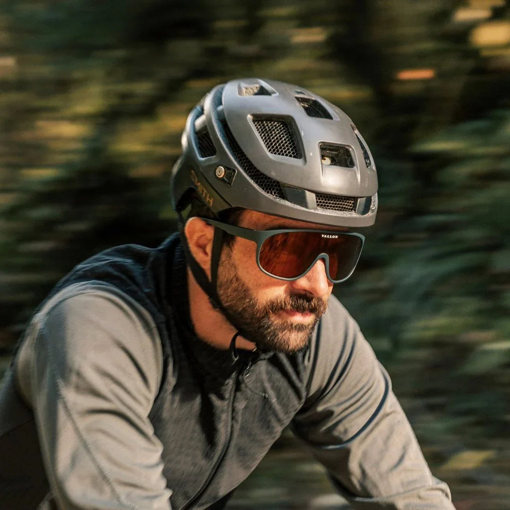 Win a Gravel Cycling Outfit for Autumn with Gear from GRVL and VALLON!