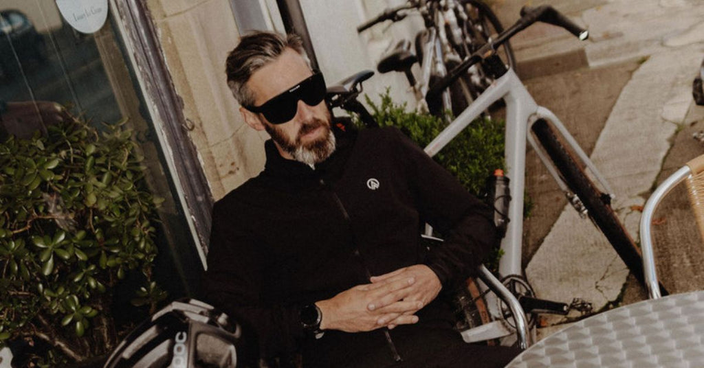 Gravel cycling kit glasses vallon collaboration with GRVL