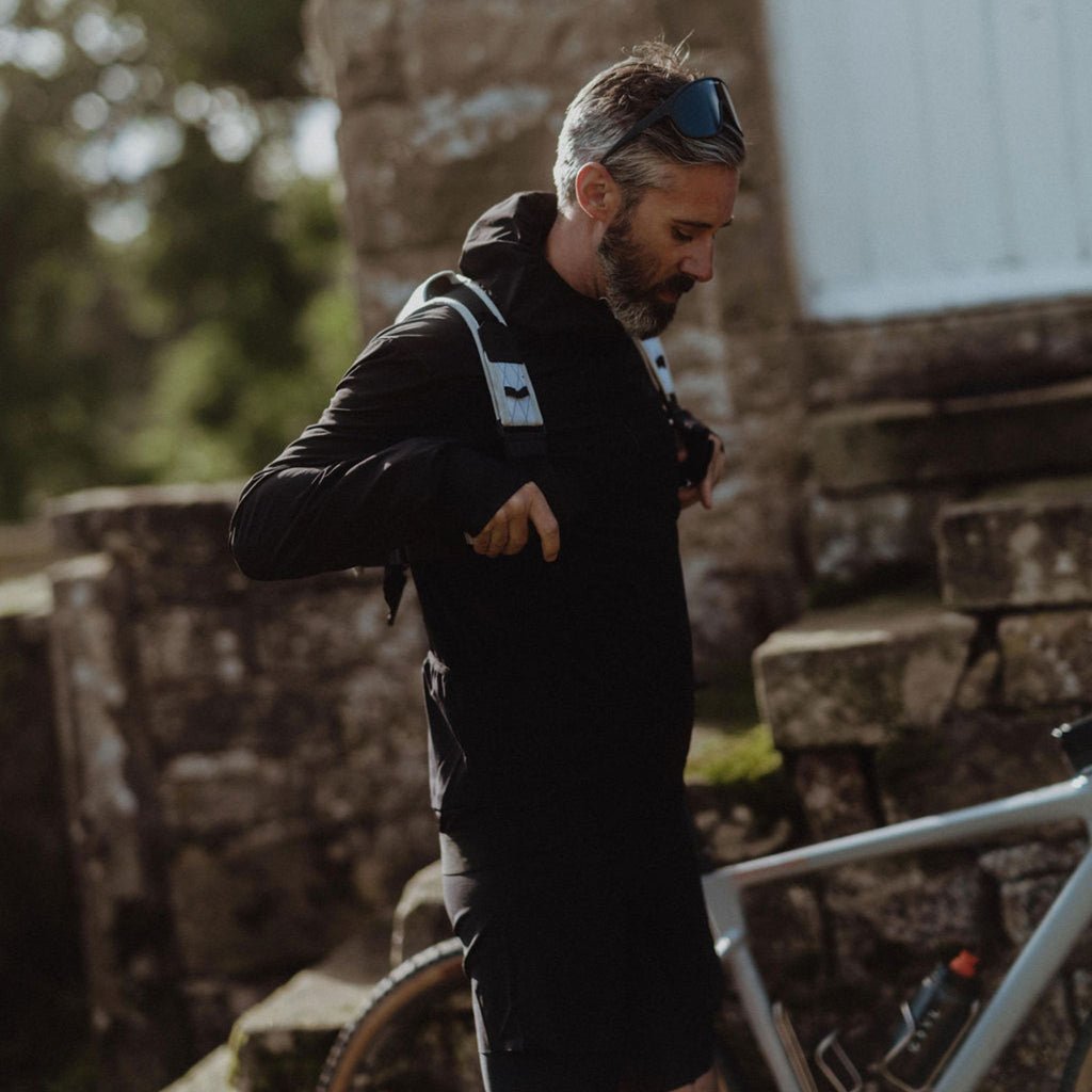 gravel cyclist white water hydration pack | grvl