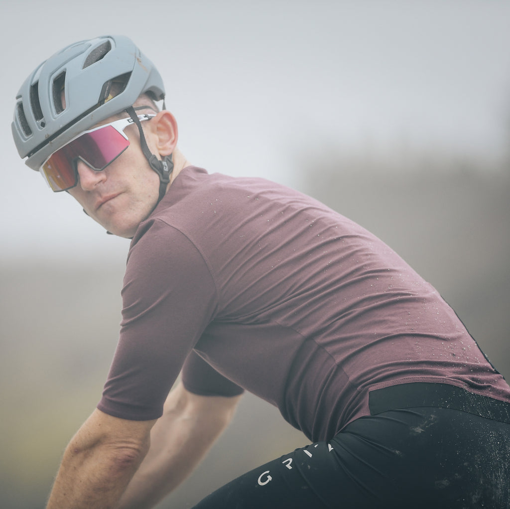 Sustainable merino wool cycling jersey in mulberry by GRVL apparel for gravel cycling 