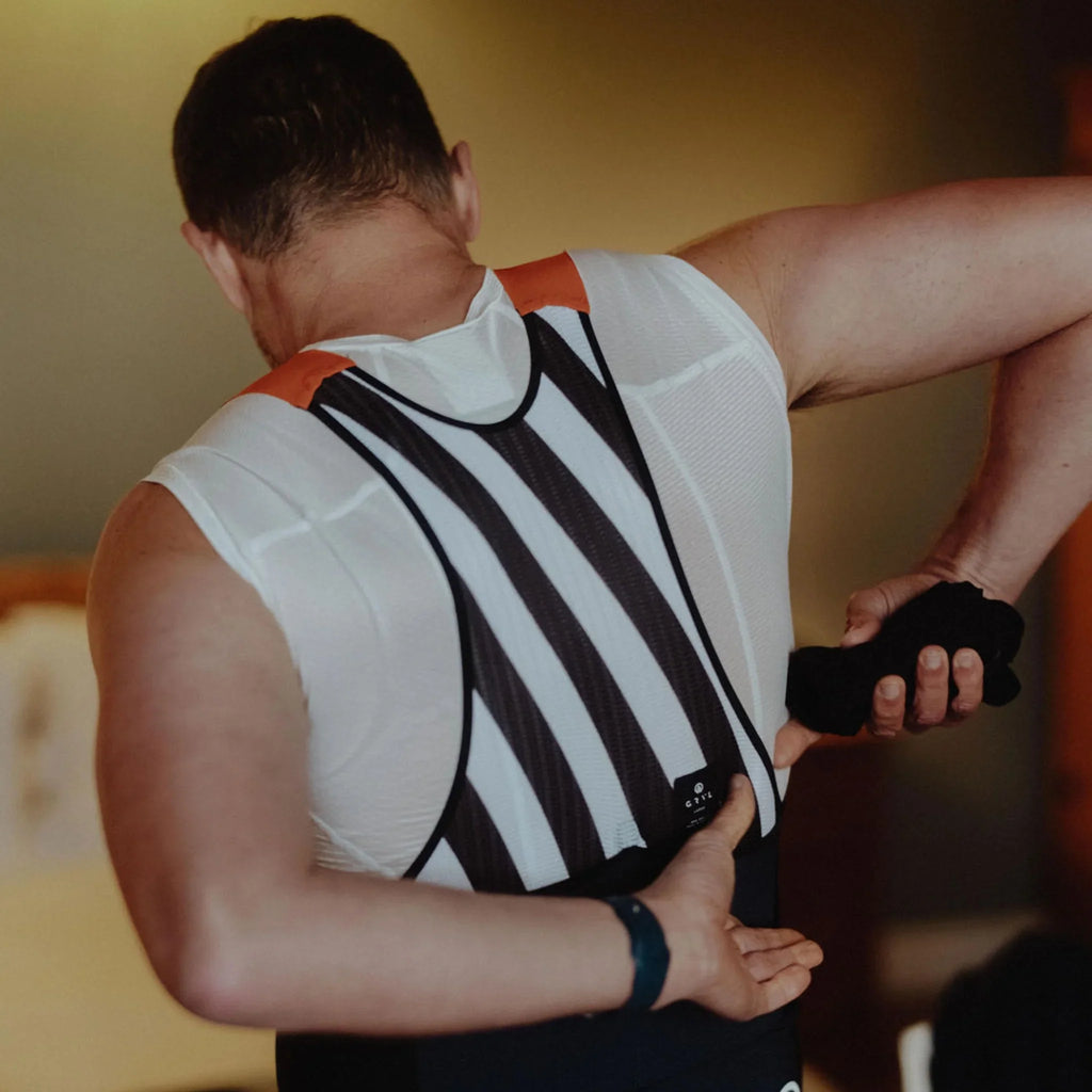 Gravel bib shorts 2 rear pockets