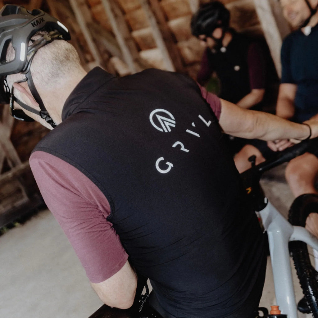 cycling gilet black side | grvl