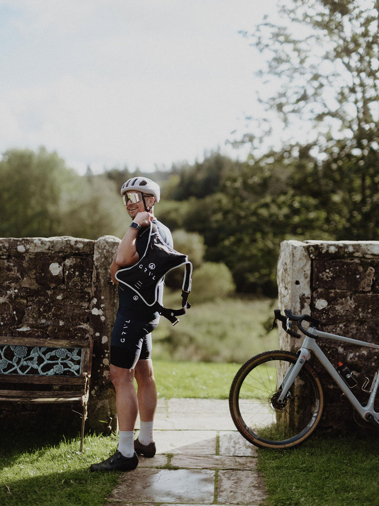 hydration pack gravel cycling black | grvl
