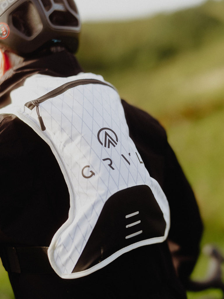 hydration pack gravel cycling white| grvl